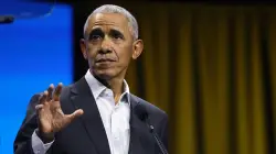 Obama should be out there more countering Trump in 'moment of crisis,' MSNBC panelist says
