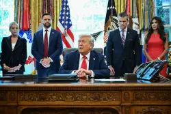 Trump says National Guard is at the ready but hedges on Chicago plans